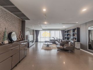 Аренда и продажа 3 спальни кондо в Сатхон, Бангкок