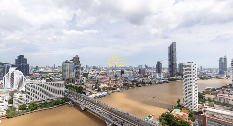 Condo en alquiler y en venta de 3 habitaciones en Sathon, Bangkok