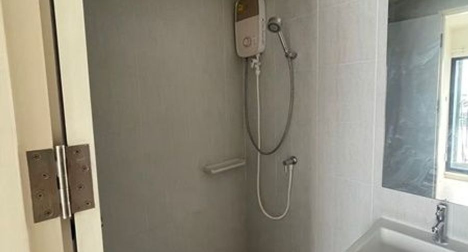 For rent 1 Beds condo in Lat Krabang, Bangkok