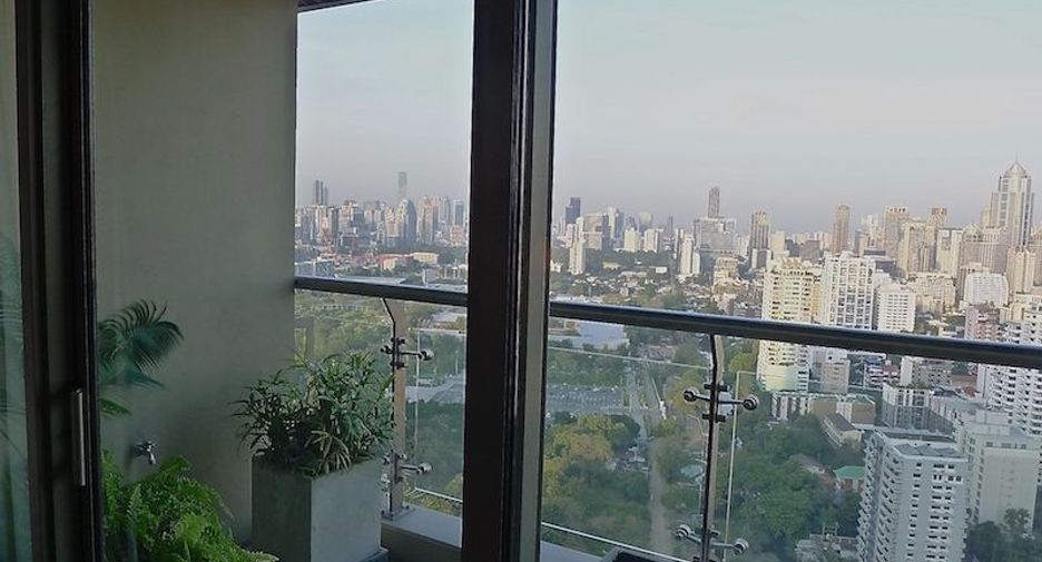 For sale 2 bedrooms apartment in Khlong Toei, Bangkok