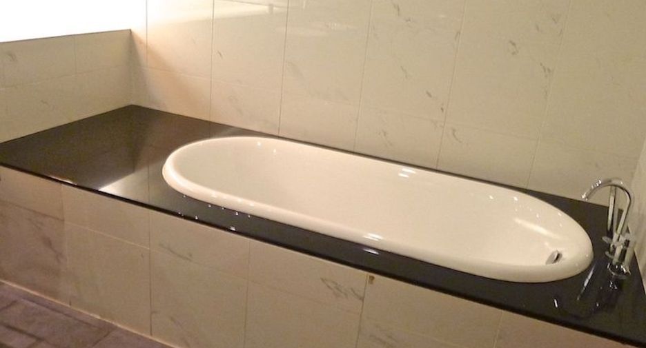 For sale 2 bedrooms apartment in Khlong Toei, Bangkok