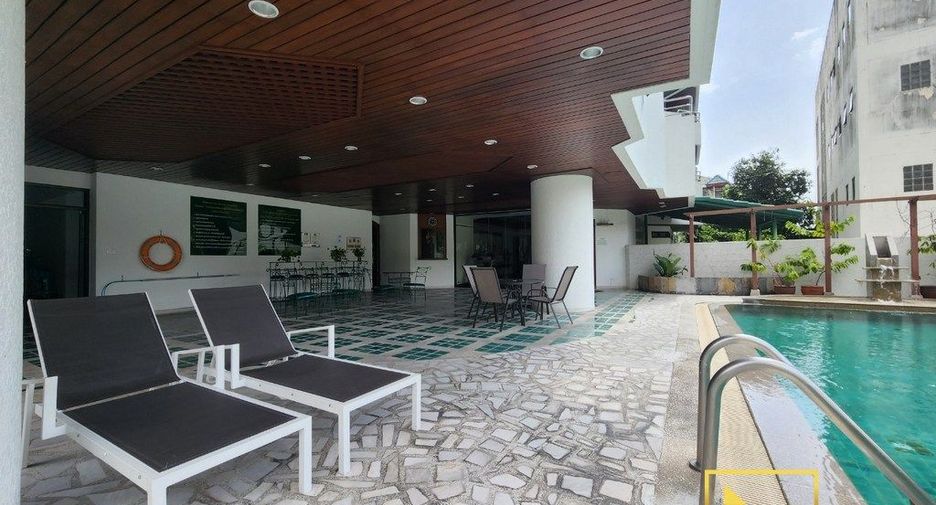Wohnung zur Miete mit 2 Zimmer in Khlong Toei, Bangkok