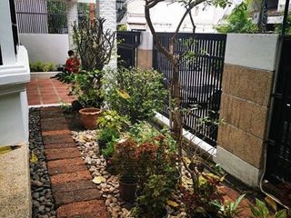 For rent 4 bedrooms house in Watthana, Bangkok
