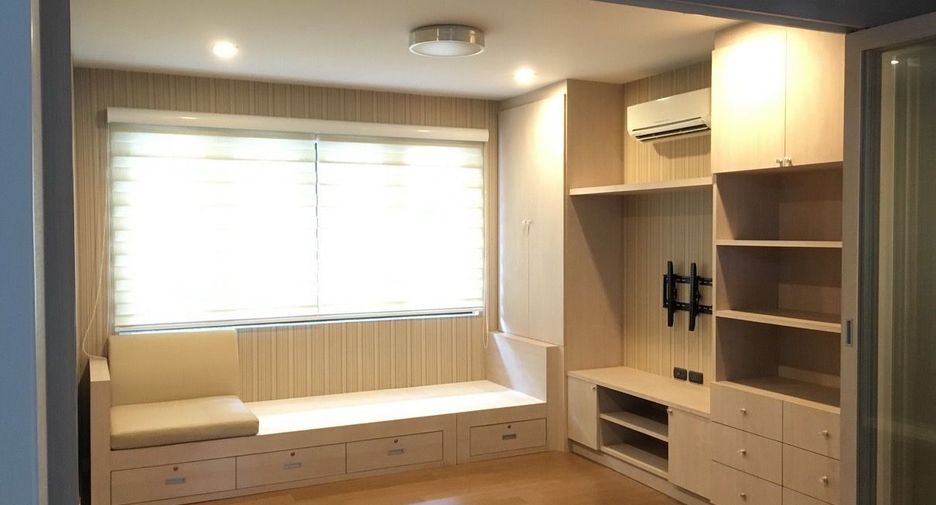 For rent and for sale 3 bedrooms house in Bang Kapi, Bangkok