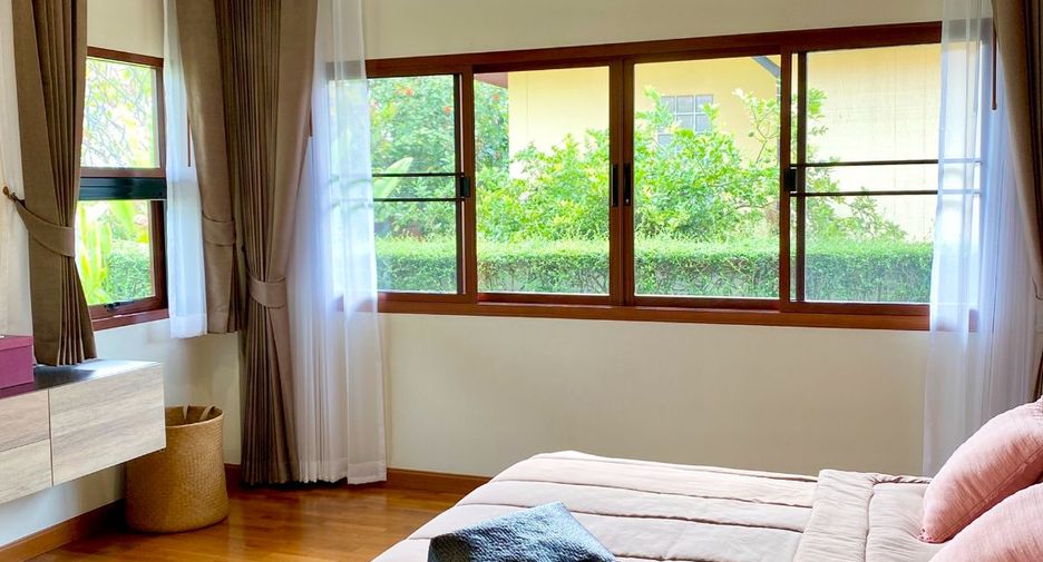 Casa en venta de 3 habitaciones en San Kamphaeng, Chiang Mai