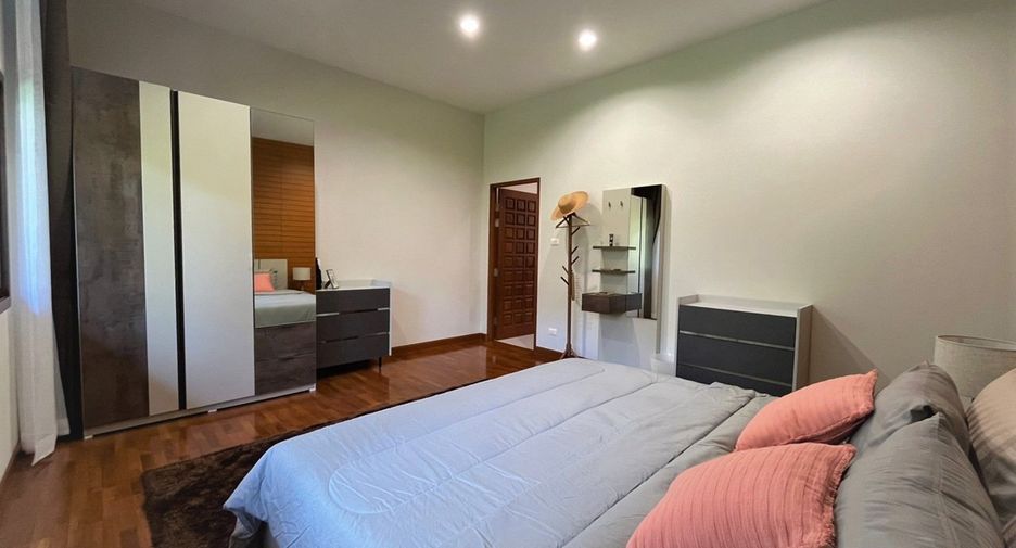 Casa en venta de 3 habitaciones en San Kamphaeng, Chiang Mai