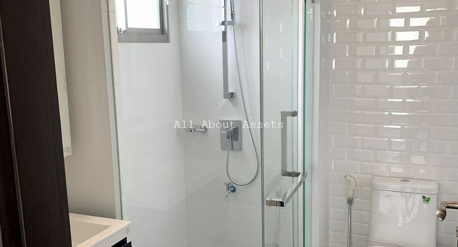 For sale 4 bedrooms house in Pak Kret, Nonthaburi