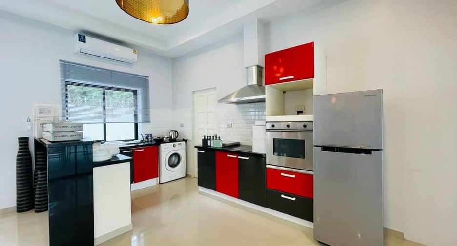 For rent 6 bedrooms villa in Bang Lamung, Chonburi