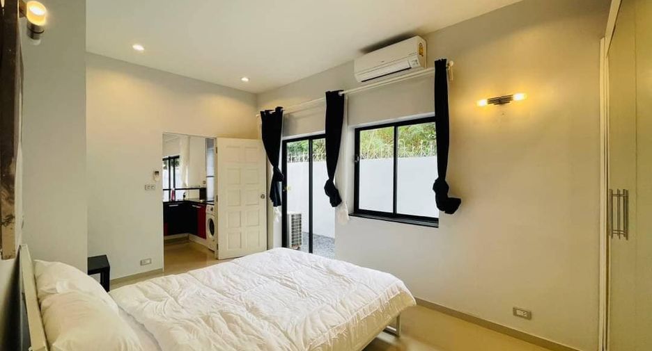 For rent 6 bedrooms villa in Bang Lamung, Chonburi