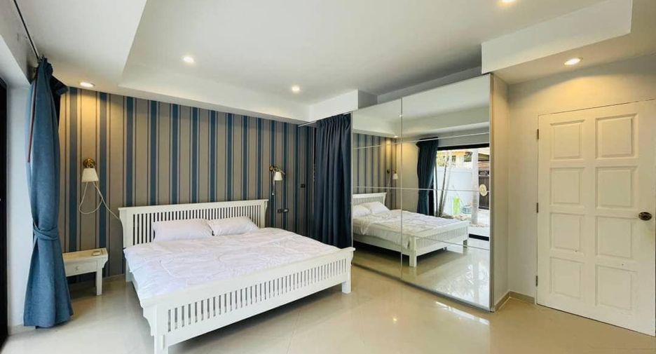 For rent 6 bedrooms villa in Bang Lamung, Chonburi