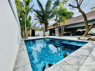 Villa zur Miete mit 6 Zimmer in Bang Lamung, Chonburi