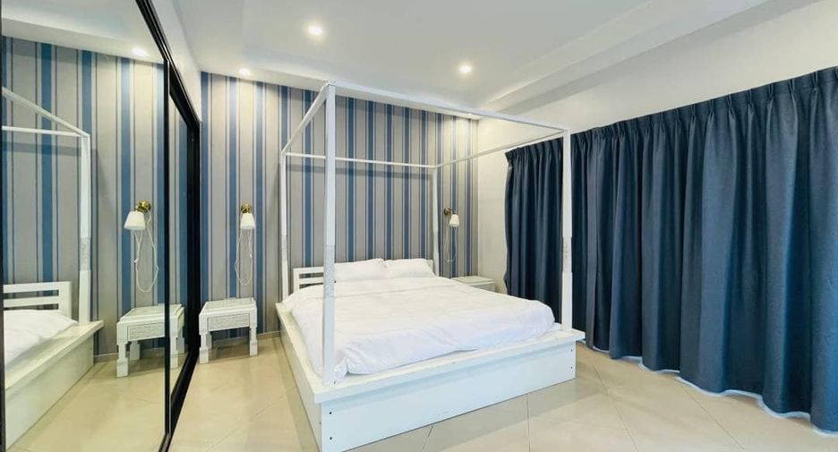 For rent 6 bedrooms villa in Bang Lamung, Chonburi