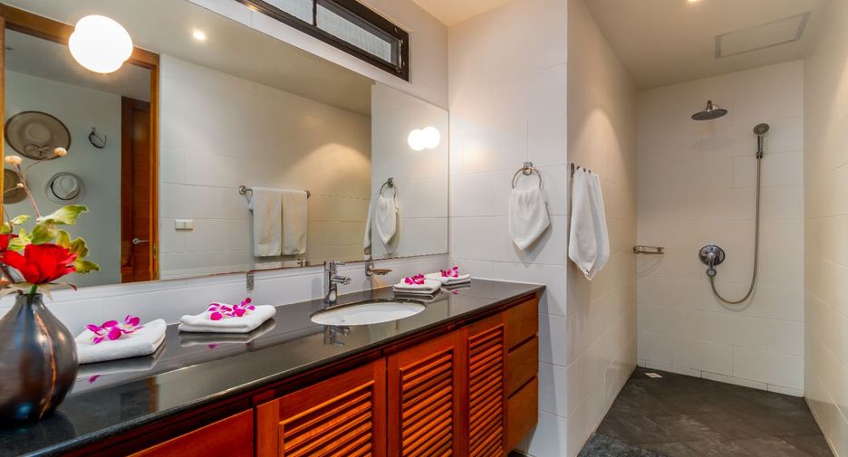 For sale 2 ベッドルーム condo in Thalang, Phuket