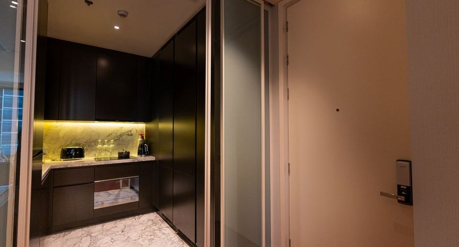 Condo en alquiler de 2 habitaciones en Watthana, Bangkok