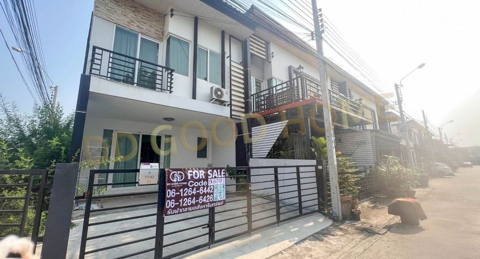 For sale 4 bedrooms townhouse in Bang Khun Thian, Bangkok