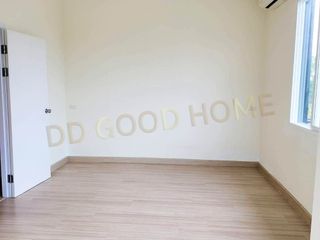 For sale 4 bedrooms townhouse in Bang Khun Thian, Bangkok