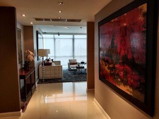 Condo en alquiler de 3 habitaciones en Pathum Wan, Bangkok