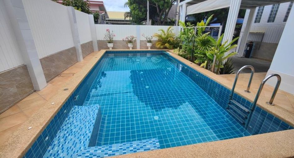 For sale 3 bedrooms house in Hua Hin, Prachuap Khiri Khan