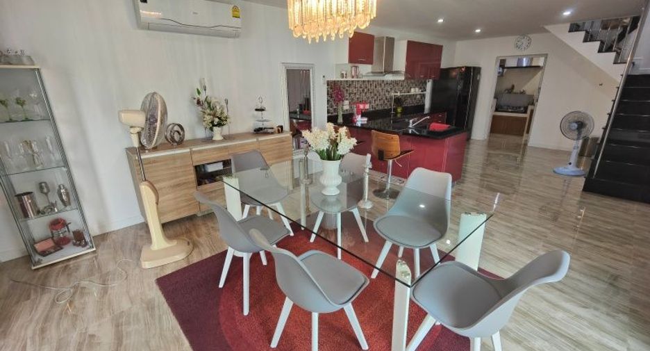 For sale 3 bedrooms house in Hua Hin, Prachuap Khiri Khan