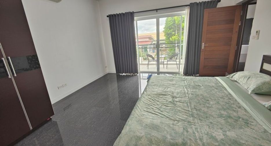 For sale 3 bedrooms house in Hua Hin, Prachuap Khiri Khan