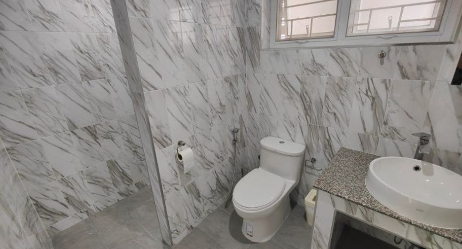 For sale 3 bedrooms house in Hua Hin, Prachuap Khiri Khan