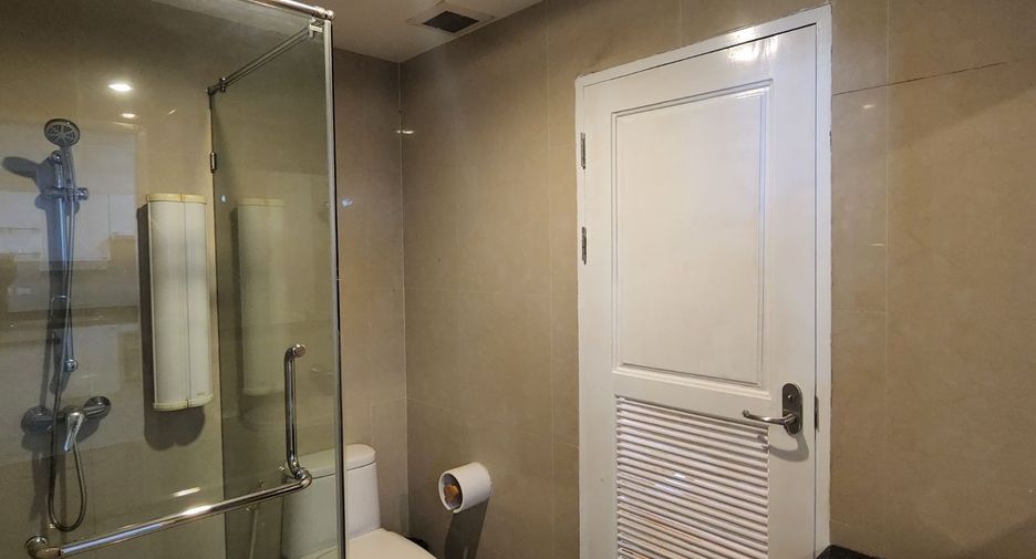 Condo en alquiler de 2 habitaciones en Watthana, Bangkok