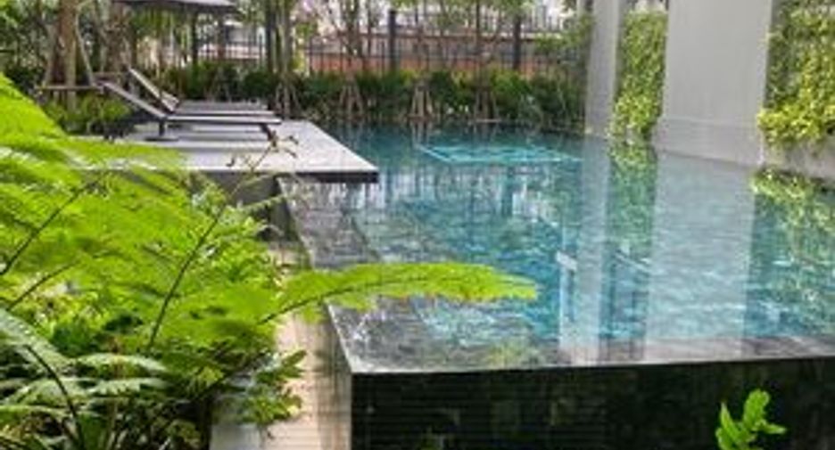 For rent and for sale 1 bed condo in Pathum Wan, Bangkok