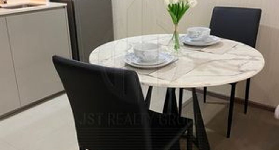 For rent and for sale 1 bed condo in Pathum Wan, Bangkok