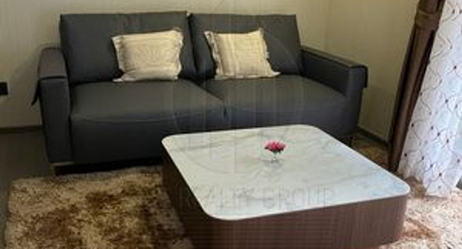 For rent and for sale 1 bed condo in Pathum Wan, Bangkok