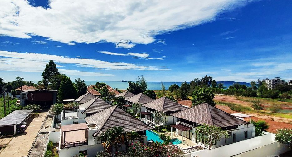 For sale 3 bedrooms condo in Klaeng, Rayong