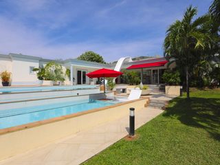 For rent and for sale 8 bedrooms house in Bang Lamung, Chonburi