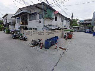 出售 公寓 独立屋 在 Wang Thong Lang, 曼谷