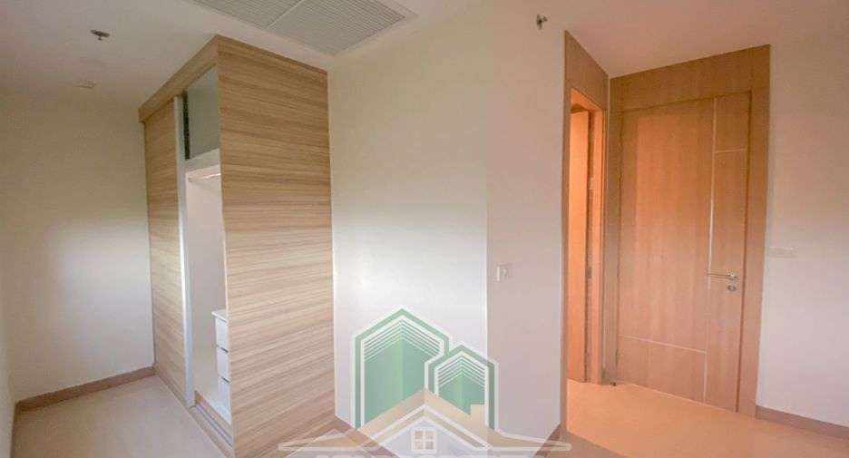 For sale 5 bedrooms condo in Jomtien, Pattaya