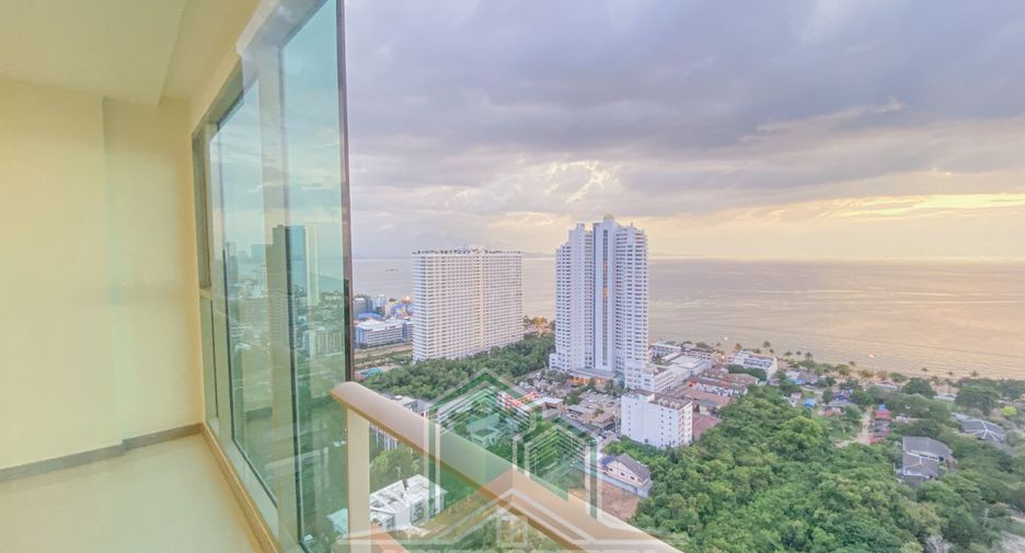 For sale 5 bedrooms condo in Jomtien, Pattaya