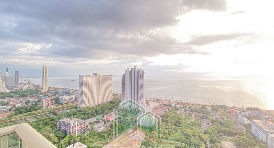 For sale 5 bedrooms condo in Jomtien, Pattaya
