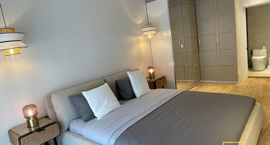 For rent 1 bed condo in Sathon, Bangkok