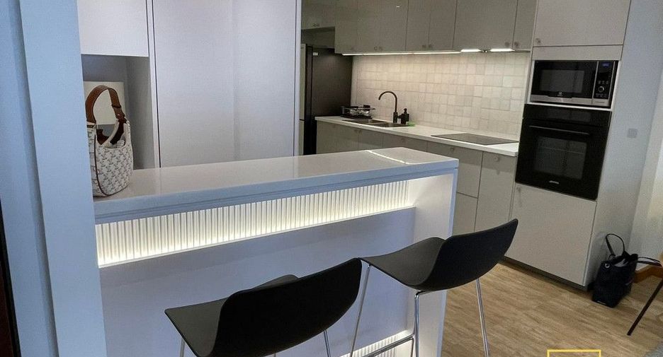 For rent 1 bed condo in Sathon, Bangkok