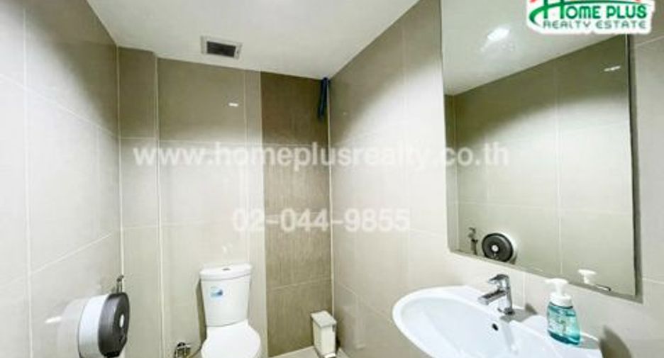 Reihenhaus zum Kauf mit Studio in Bueng Kum, Bangkok