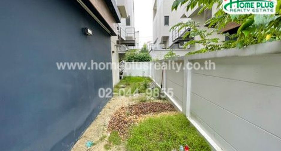Reihenhaus zum Kauf mit Studio in Bueng Kum, Bangkok