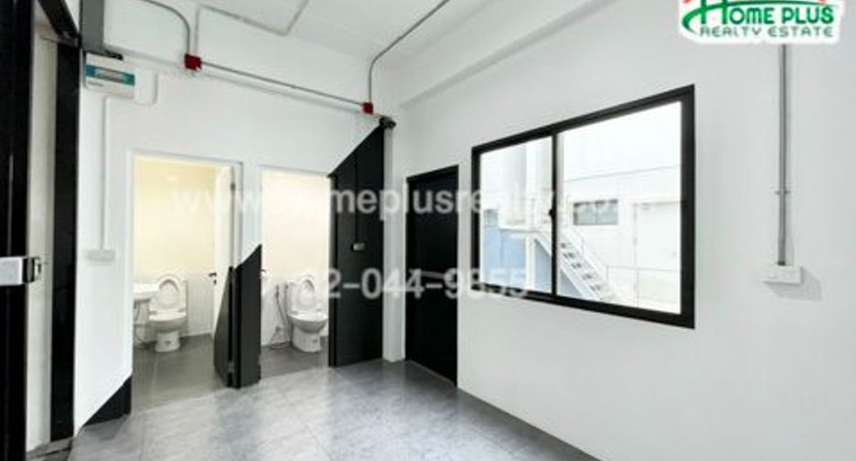 Reihenhaus zum Kauf mit Studio in Bueng Kum, Bangkok