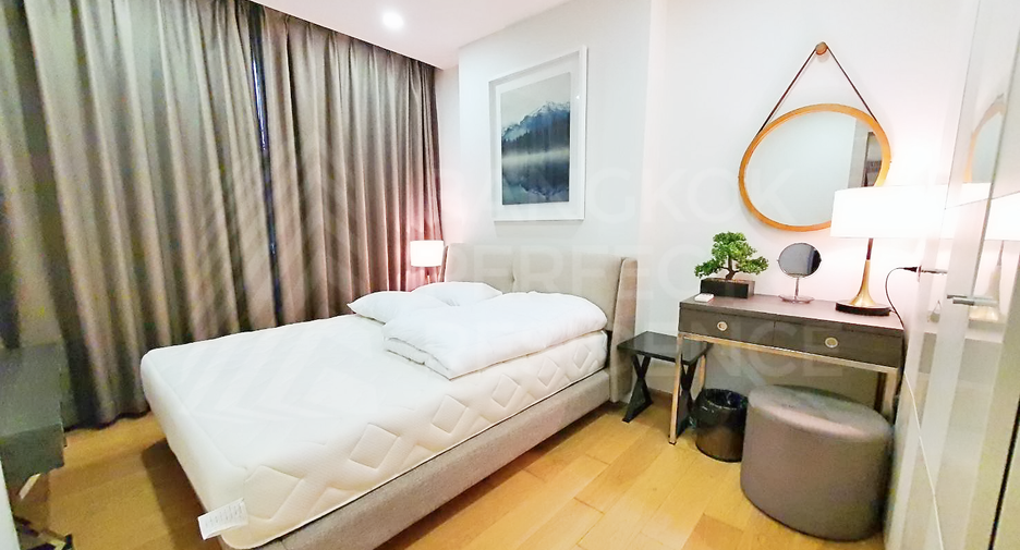For rent and for sale 2 bedrooms condo in Pathum Wan, Bangkok