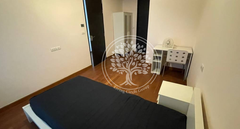 For rent and for sale 2 bedrooms condo in Pathum Wan, Bangkok
