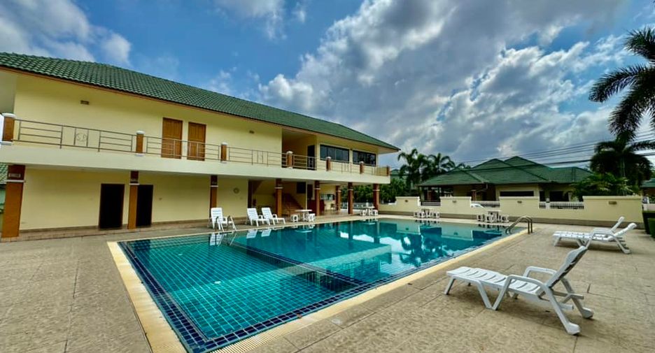 À louer 3 chambres maison à Bang Lamung, Chonburi