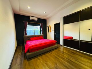 Haus zur Miete mit 3 Zimmer in Bang Lamung, Chonburi