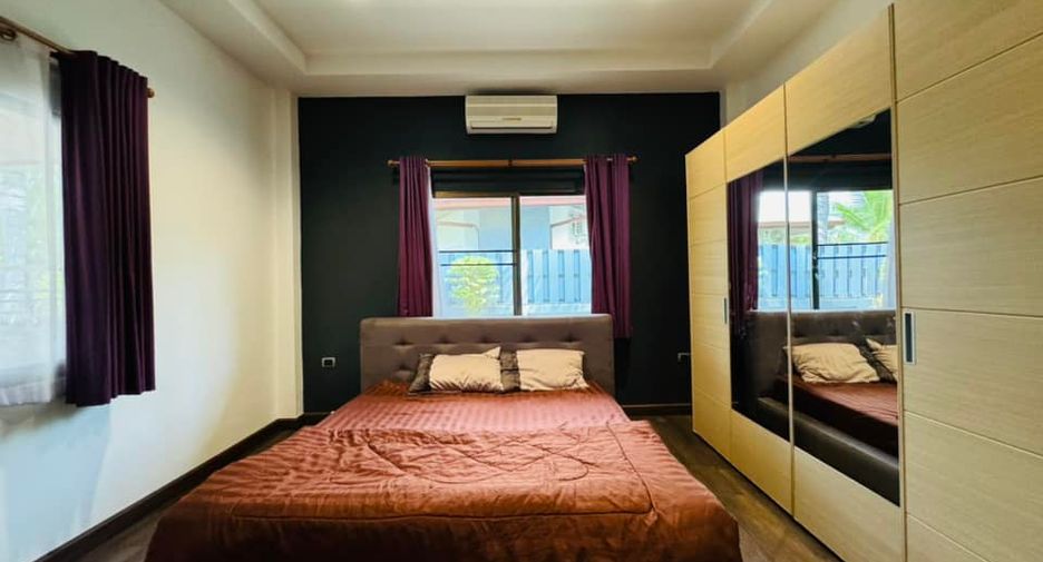 À louer 3 chambres maison à Bang Lamung, Chonburi