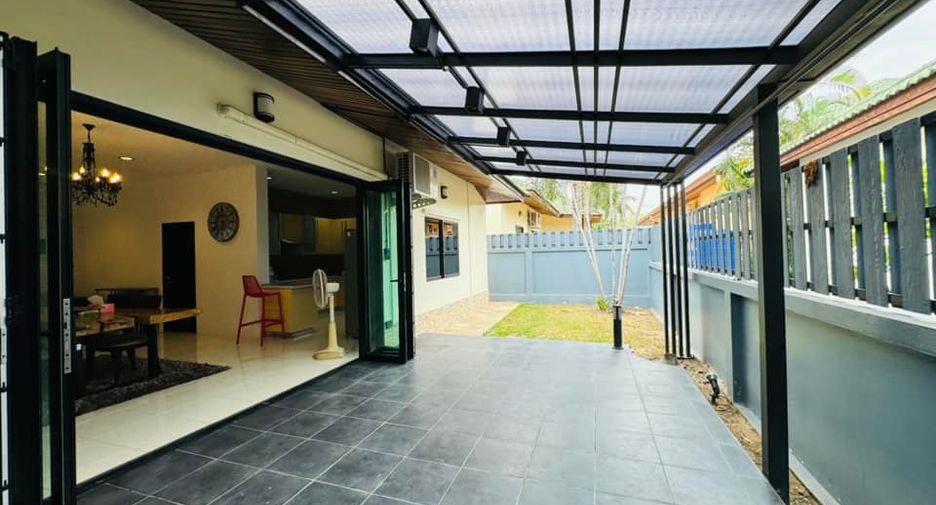 À louer 3 chambres maison à Bang Lamung, Chonburi