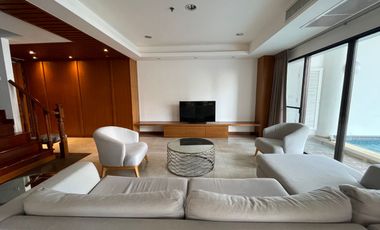 À louer 3 chambres condo à Khlong Toei, Bangkok