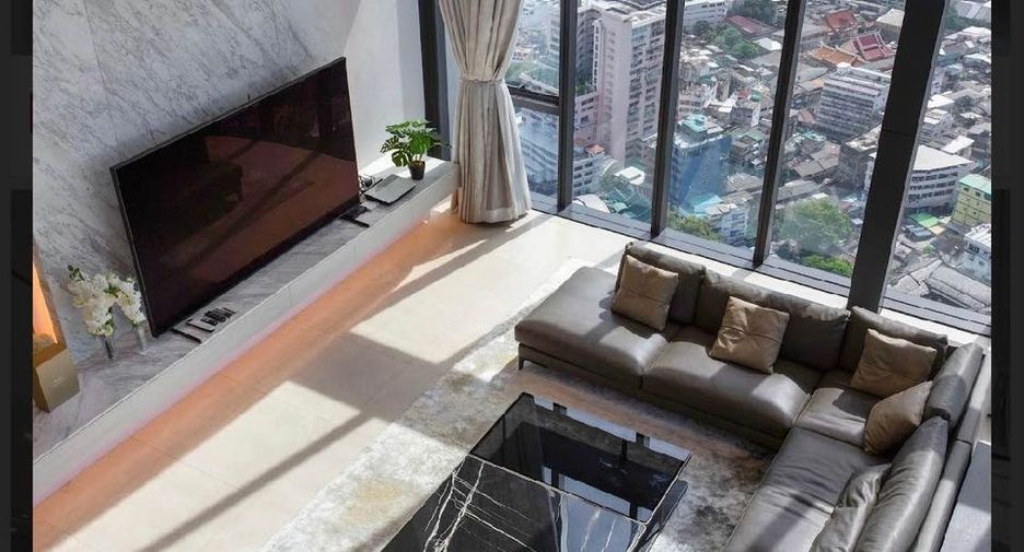 For rent 4 bed condo in Khlong San, Bangkok