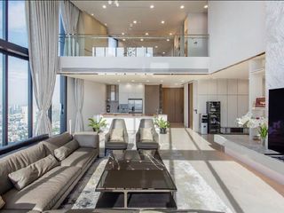 For rent 4 bedrooms condo in Khlong San, Bangkok