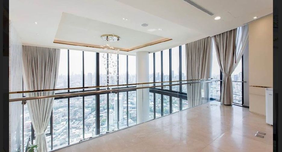 For rent 4 bed condo in Khlong San, Bangkok